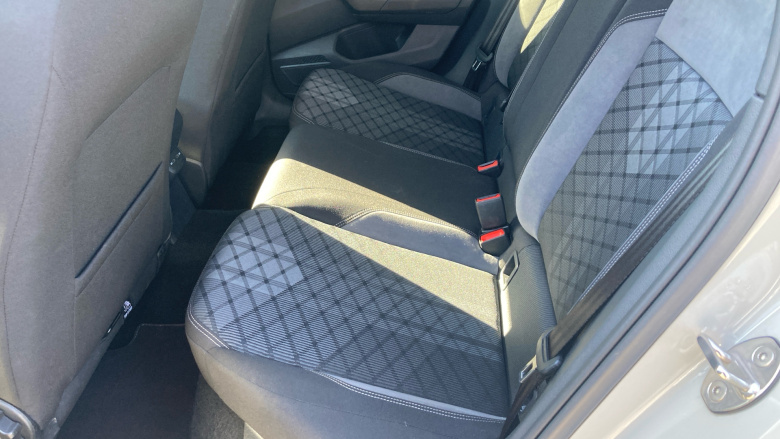 Volkswagen Taigo 1.5 TSI 150 R-Line 5dr DSG Petrol Hatchback